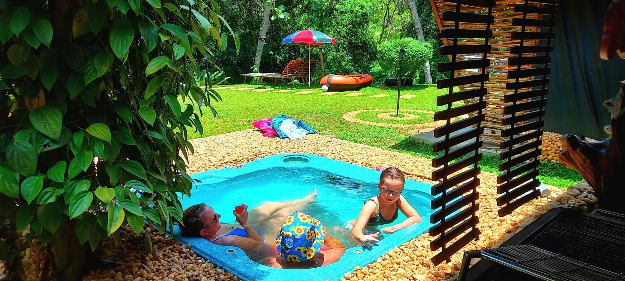 Atha Safari Resort & Riverside Camping Удавалаве Екстериор снимка